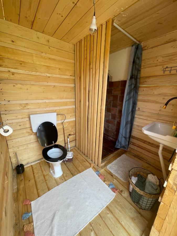 The Hunters Glamping Hotel Ciudanovita Eksteriør billede