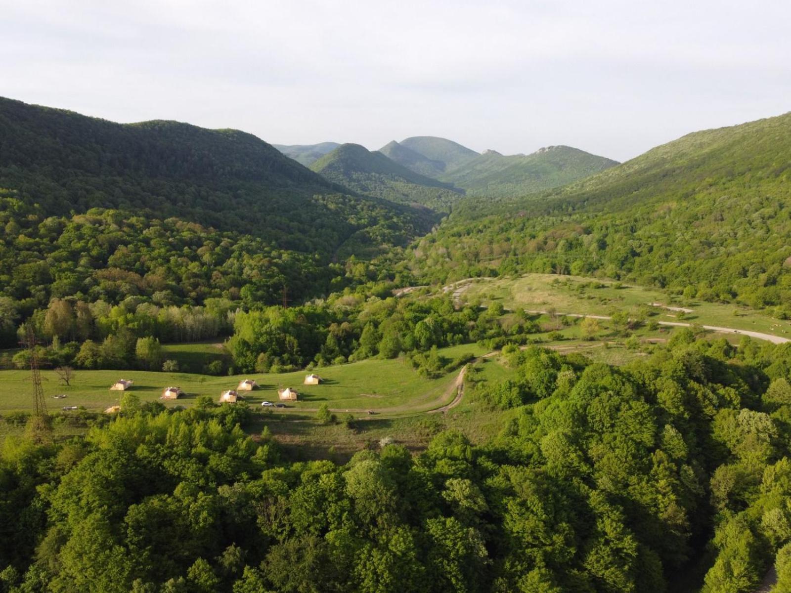 The Hunters Glamping Hotel Ciudanovita Eksteriør billede